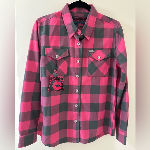 NWT Women’s DIXXON The Elektrik Pink and Gray Plaid Shirt Size Medium - Picture 1 of 4